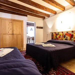 Apartment Veneziacentopercento Campaniel, Venice