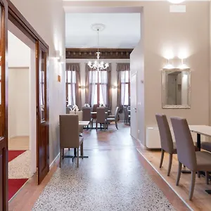 3* מלון Palazzo Martinelli Dolfin