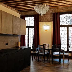 Apartment Gradenigo 767, Venice